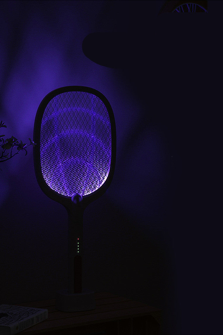 Electric Fly Swatter, 4000V USB Rechargeable Fly Killer Bug Zapper Racket with Charging Base, Home and Outdoor Mosquito Killer with LED Light for Mosquitoes, Flies, Bees, Moths